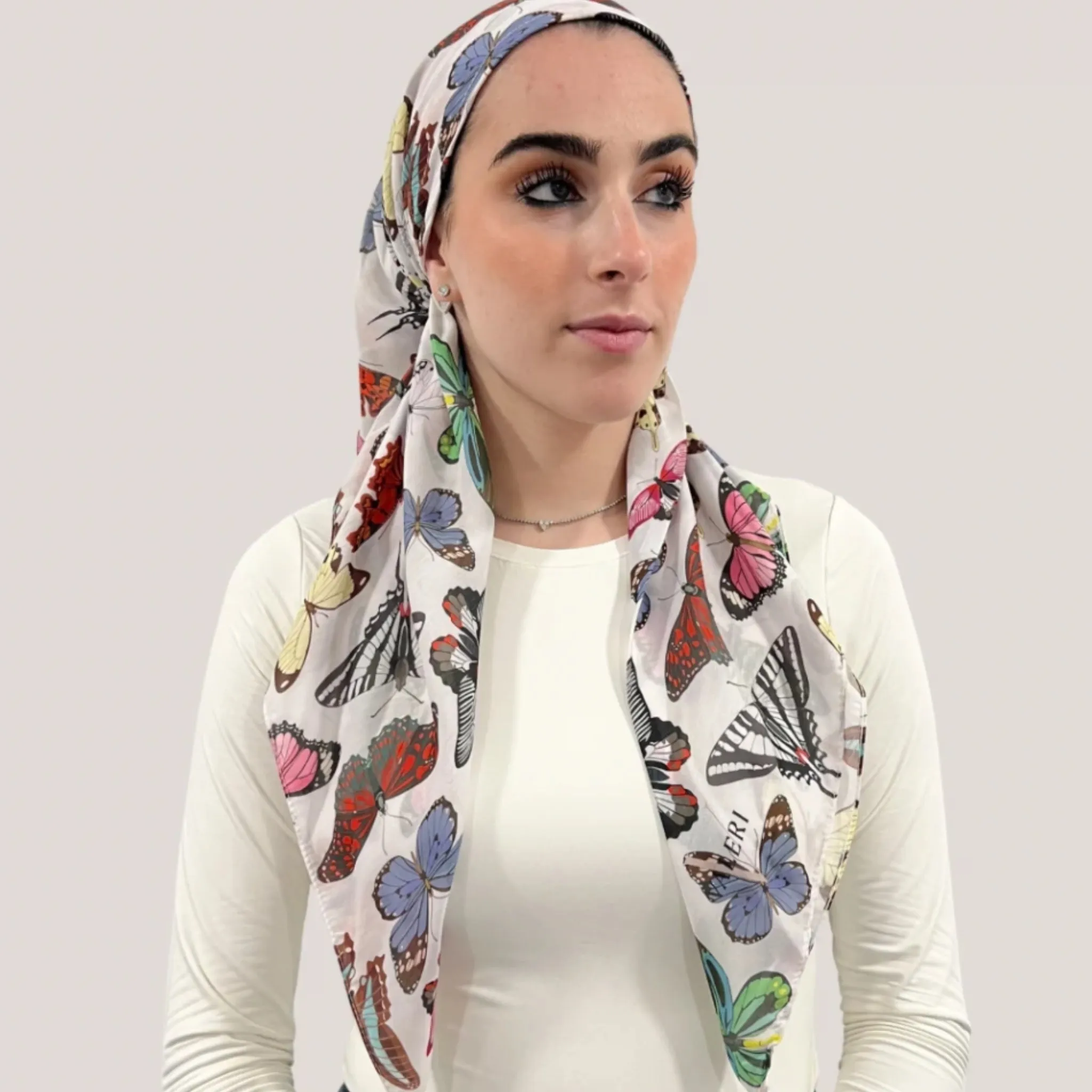 Coralie Headscarf by Valeri Many Styles