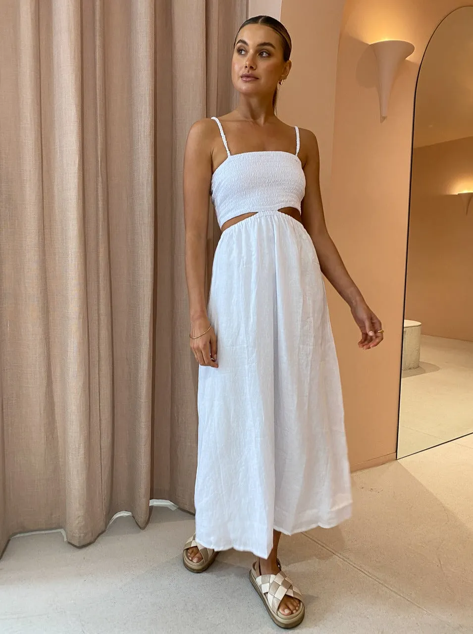 Faithfull the Brand Tayari Midi Dress in Plain White