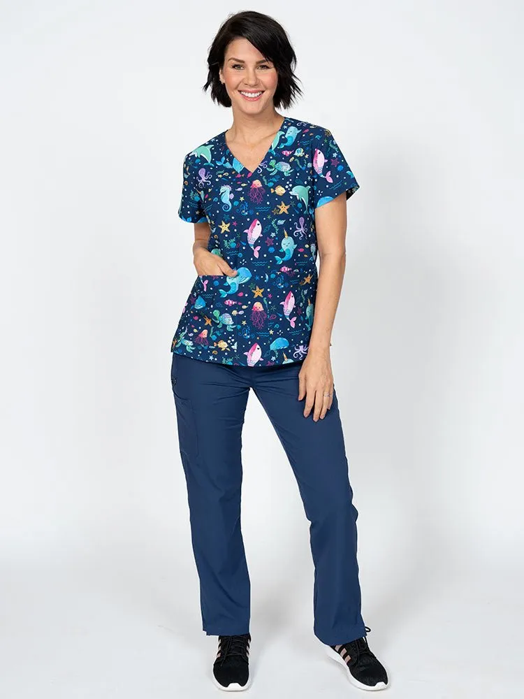 Meraki Sport Women's Print Scrub Top | Splish Splash