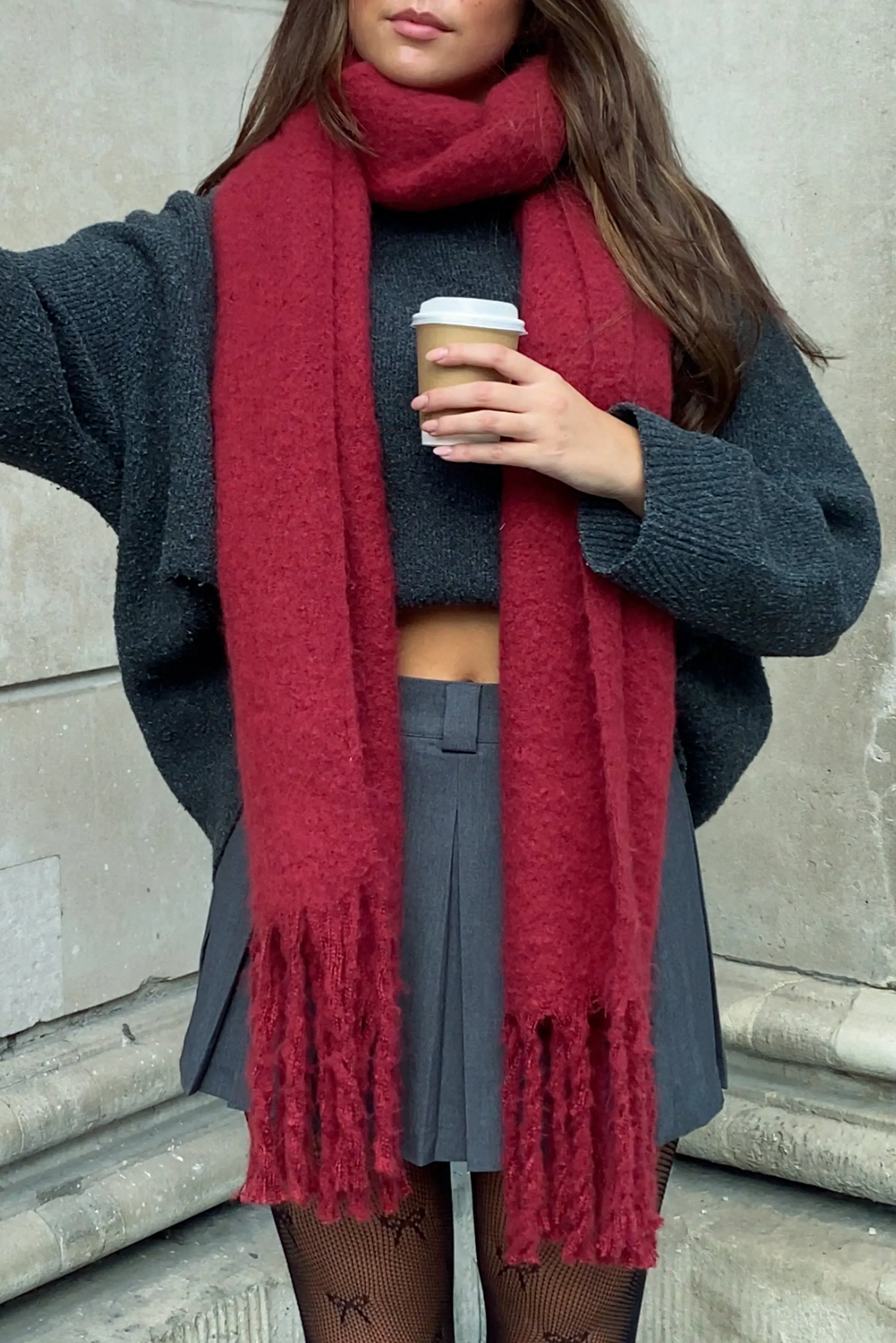 Oversized Chunky Blanket Scarf in Burgundy Red