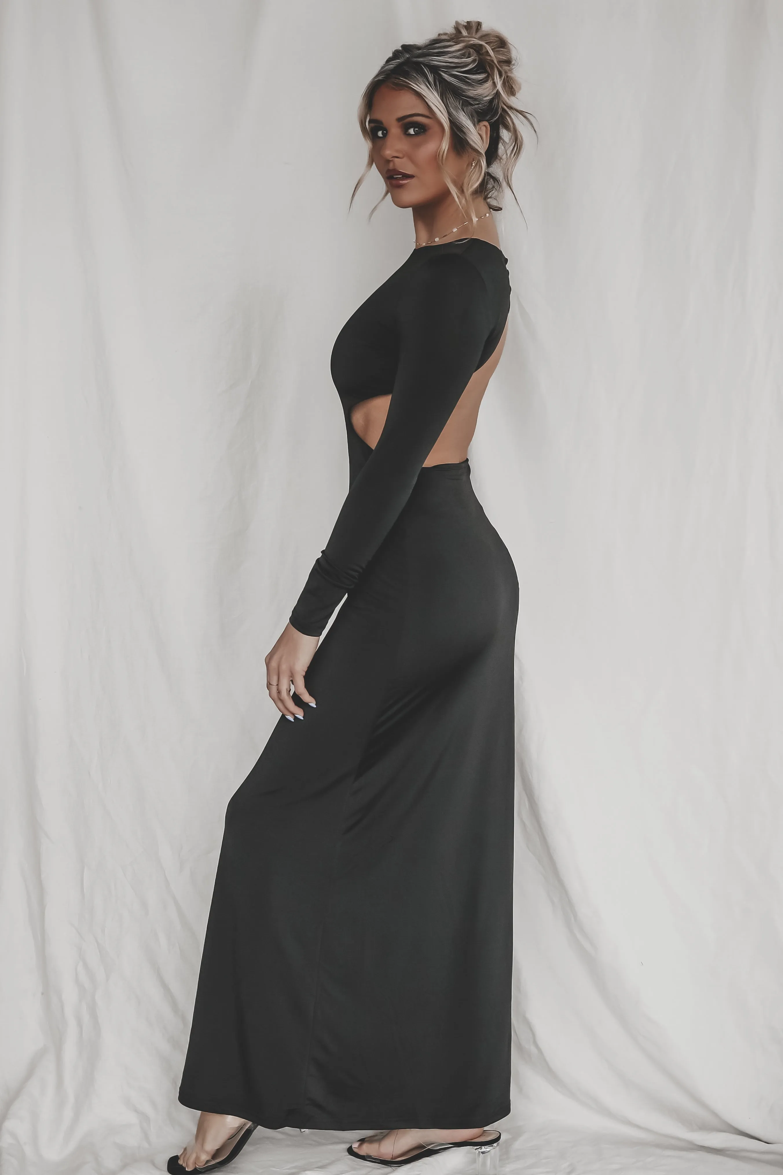 Spicy In The Back Long Sleeve Black Maxi Dress